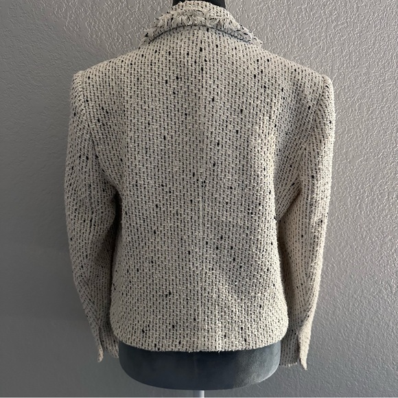 Zara Tweed Bouclé Cropped Blazer Jacket Frayed Trim Double Breasted L - Picture 4 of 11
